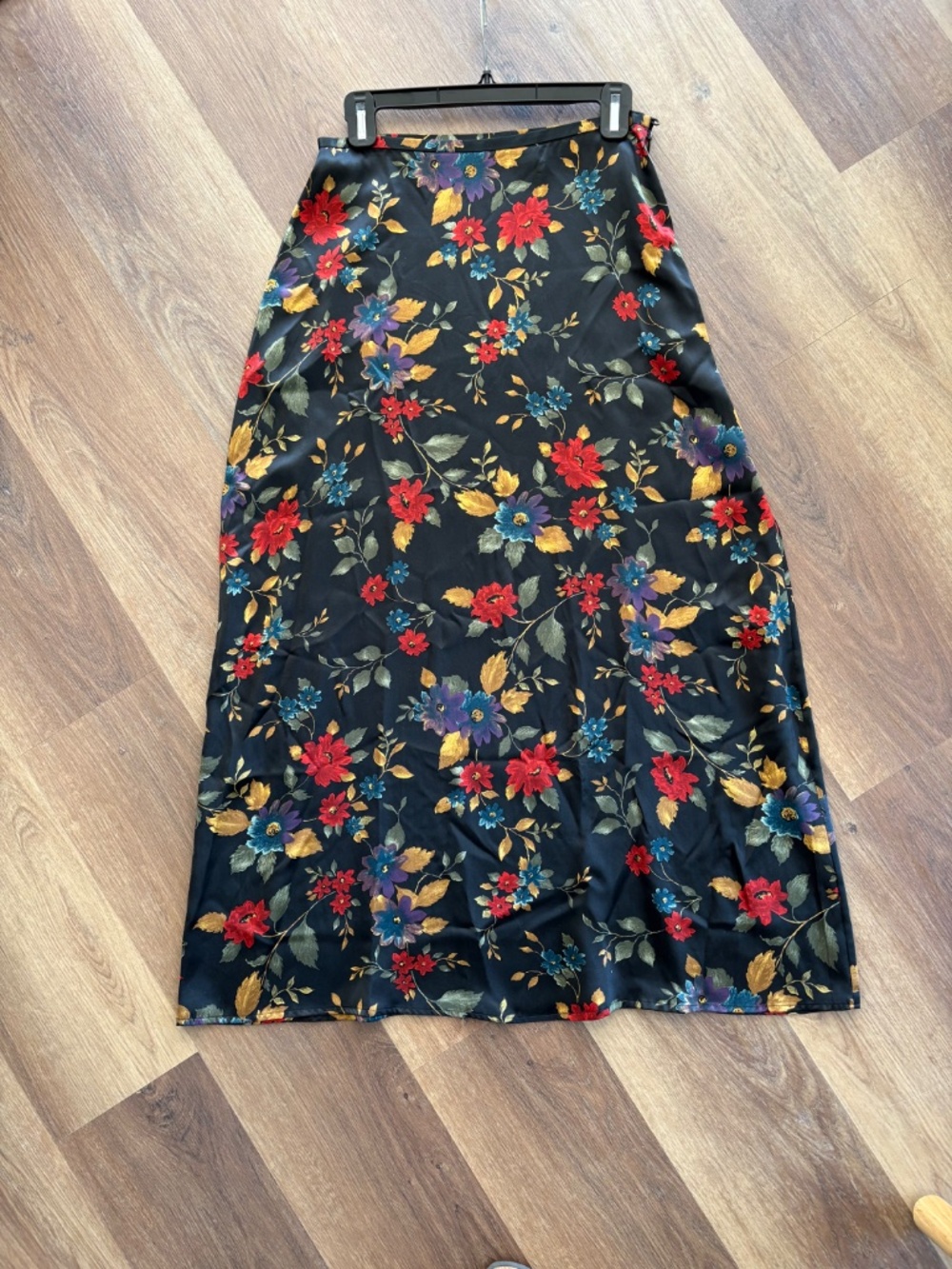 Vintage 90s Limited America 100% Silk Floral Maxi Skirt